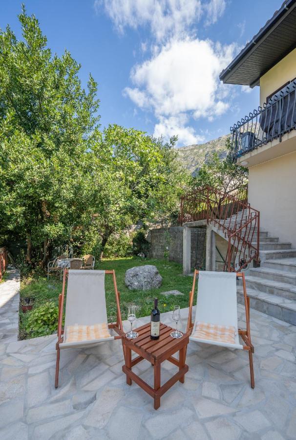 Aneta Apartments Risan Exterior photo
