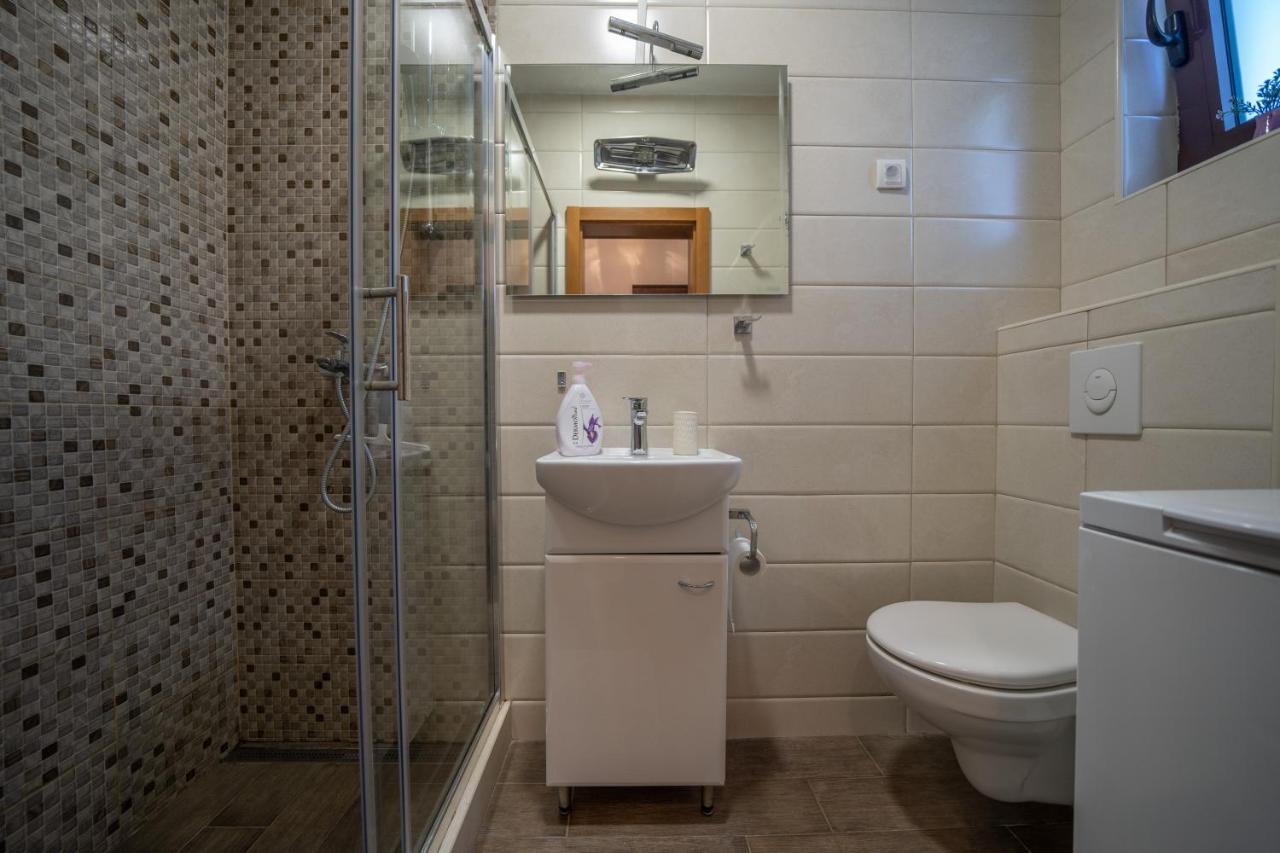 Aneta Apartments Risan Exterior photo